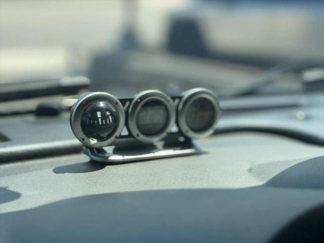 2003 HUMMER H2 Base