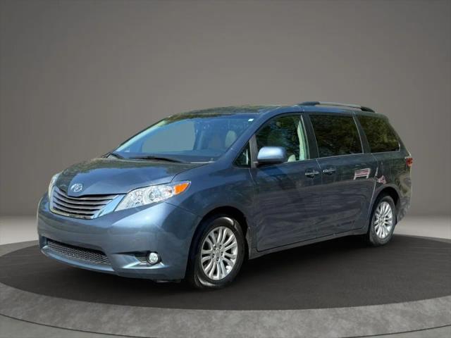 2016 Toyota Sienna XLE 8 Passenger for sale in Alpharetta, GA