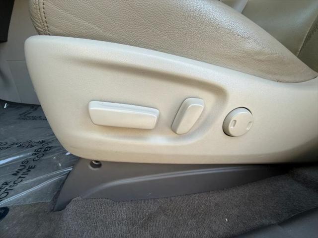 2016 Toyota Sienna XLE 8 Passenger
