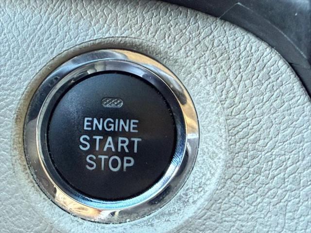 2016 Toyota Sienna XLE 8 Passenger