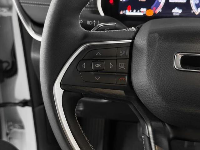 2026 Jeep Grand Cherokee L Altitude 4x4