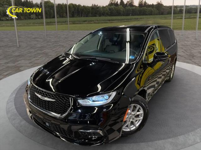 2024 Chrysler Pacifica Touring L for sale in Manassas, VA