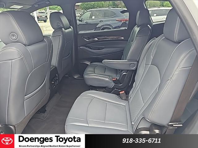 2022 Buick Enclave FWD Premium