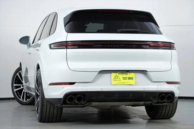 2024 Porsche Cayenne S