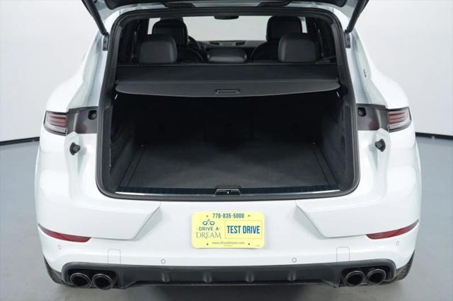 2024 Porsche Cayenne S