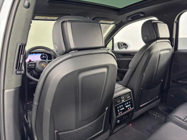 2024 Porsche Cayenne S