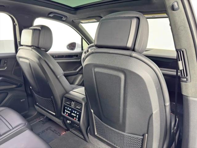 2024 Porsche Cayenne S