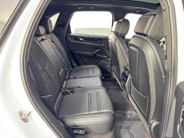 2024 Porsche Cayenne S