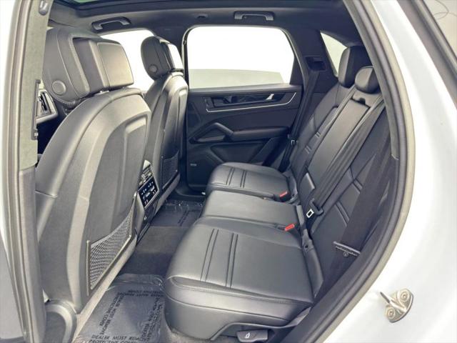 2024 Porsche Cayenne S