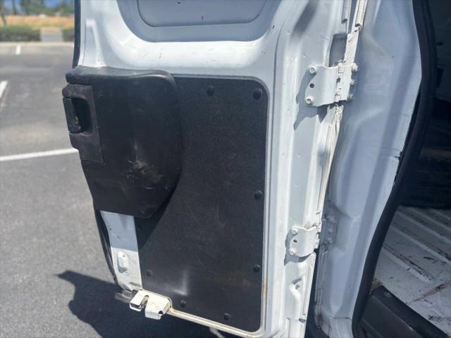 2018 Ford Transit w/60/40 Side Door w/LWB