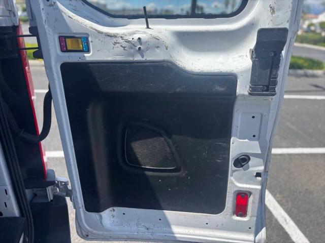 2018 Ford Transit w/60/40 Side Door w/LWB