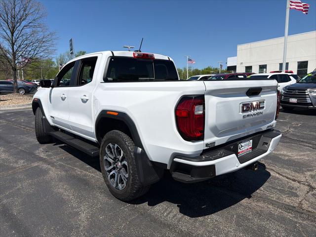 2024 GMC Canyon 4WD AT4