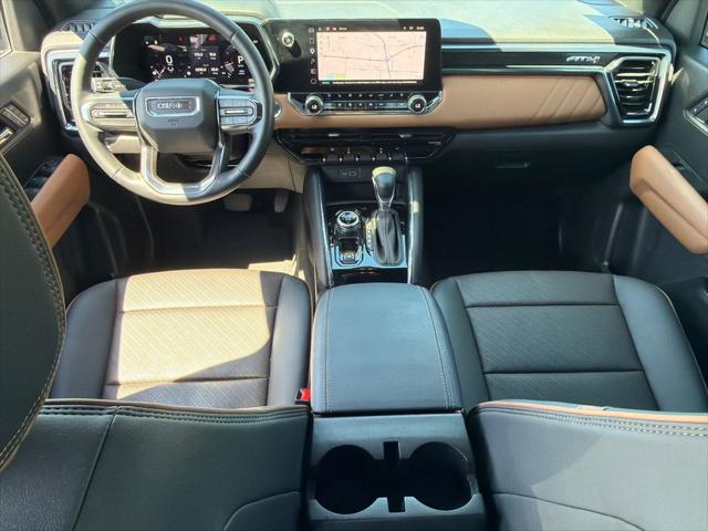 2024 GMC Canyon 4WD AT4