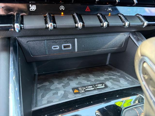 2024 GMC Canyon 4WD AT4