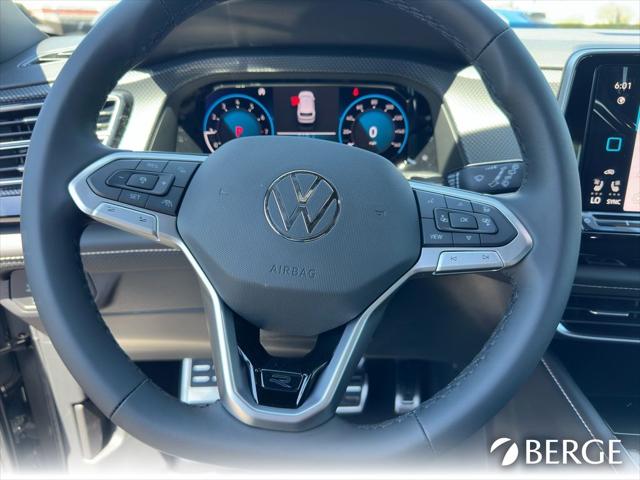 2026 Volkswagen Atlas Cross Sport SEL Premium R-Line