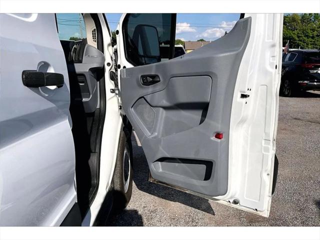2019 Ford Transit w/Sliding Side Door w/RWB