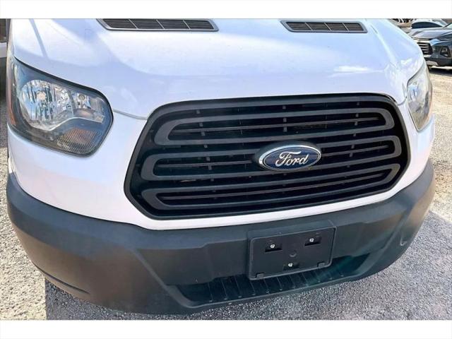 2019 Ford Transit w/Sliding Side Door w/RWB