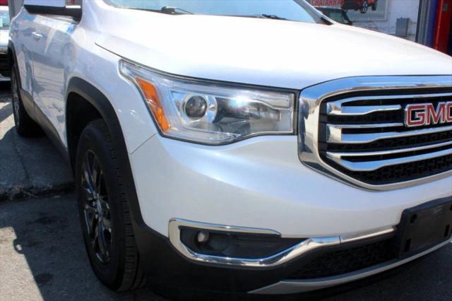 2017 GMC Acadia SLT-1