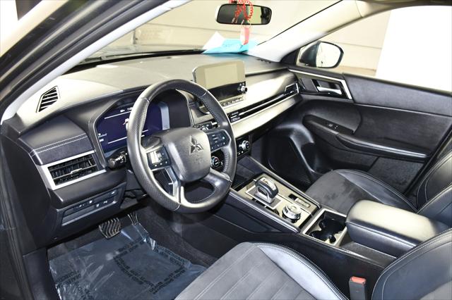 2025 Mitsubishi Outlander PHEV SE S-AWC