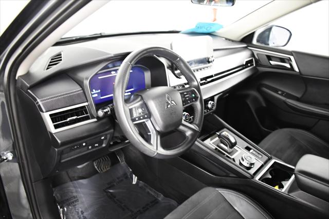 2025 Mitsubishi Outlander PHEV SE S-AWC