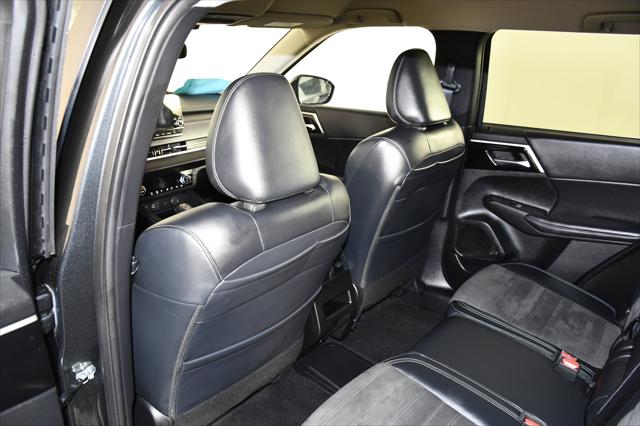 2025 Mitsubishi Outlander PHEV SE S-AWC