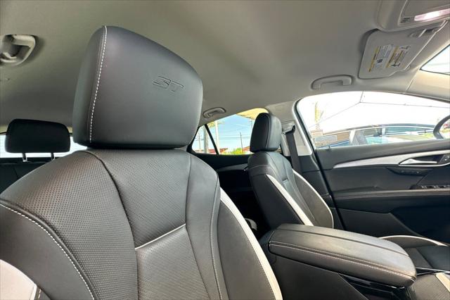 2025 Buick Envision Sport Touring AWD