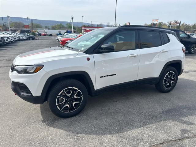 2025 Jeep Compass Trailhawk 4x4