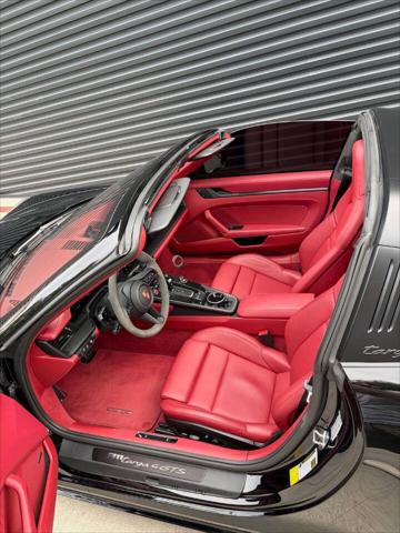 2025 Porsche 911 Targa 4 GTS