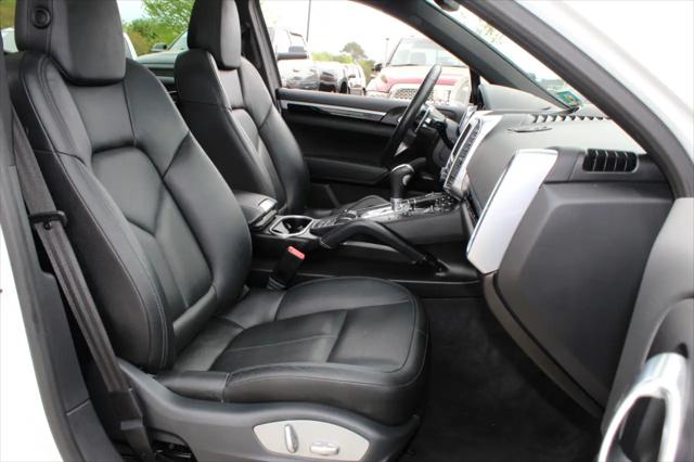 2016 Porsche Cayenne Platinum Edition AWD