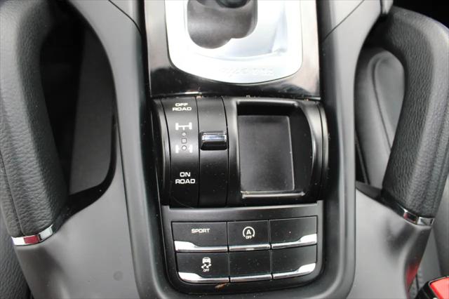 2016 Porsche Cayenne Platinum Edition AWD