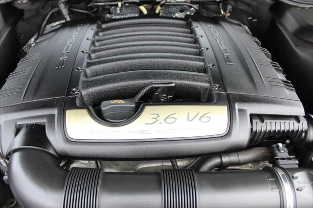 2016 Porsche Cayenne Platinum Edition AWD