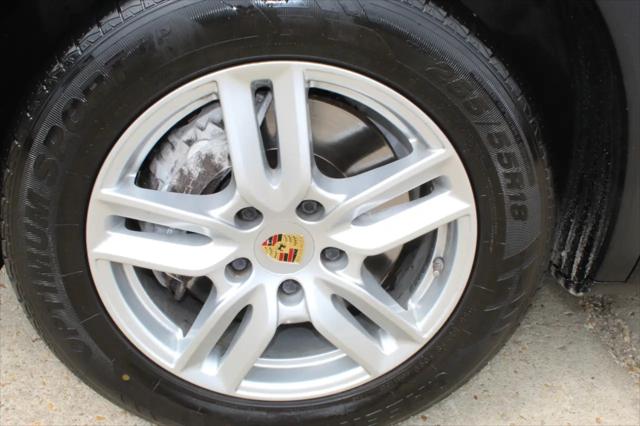 2016 Porsche Cayenne Platinum Edition AWD