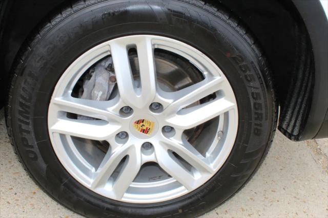 2016 Porsche Cayenne Platinum Edition AWD