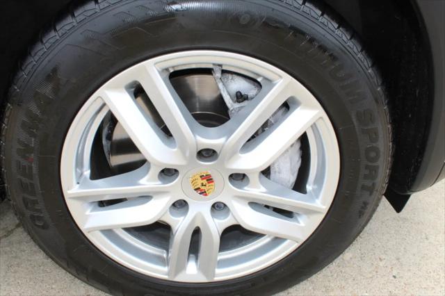2016 Porsche Cayenne Platinum Edition AWD