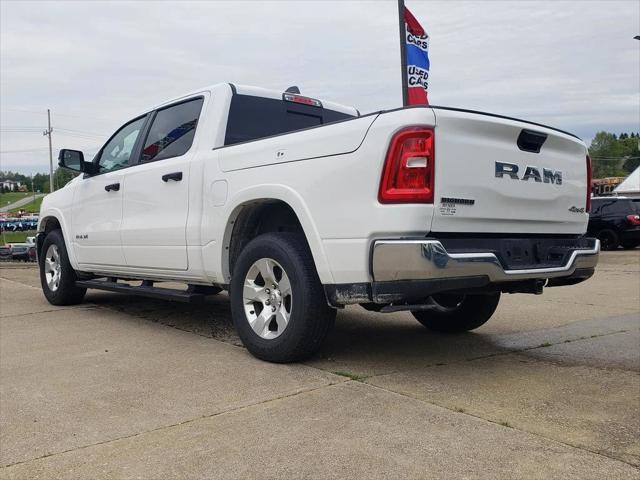 2025 Ram 1500 Big Horn Crew Cab 4x4 5'7" Box