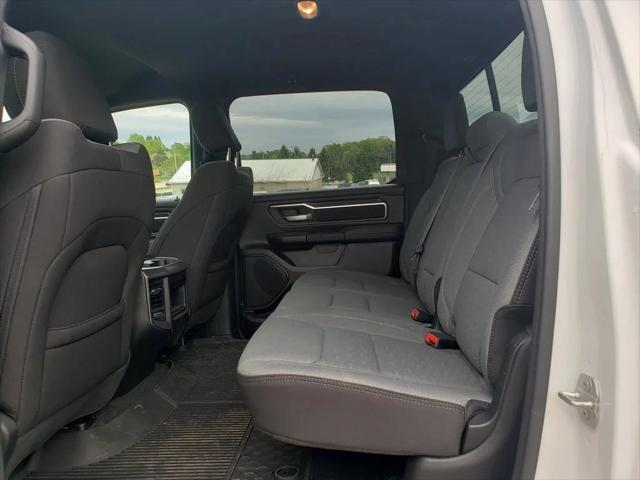 2025 Ram 1500 Big Horn Crew Cab 4x4 5'7" Box