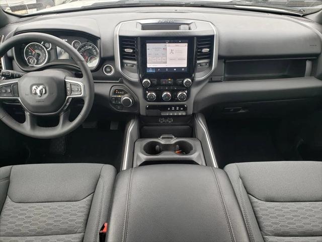 2025 Ram 1500 Big Horn Crew Cab 4x4 5'7" Box