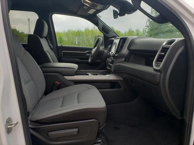 2025 Ram 1500 Big Horn Crew Cab 4x4 5'7" Box