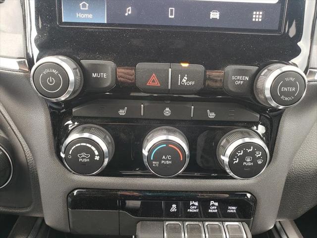 2025 Ram 1500 Big Horn Crew Cab 4x4 5'7" Box