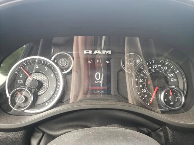 2025 Ram 1500 Big Horn Crew Cab 4x4 5'7" Box