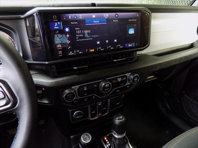 2025 Jeep Wrangler 4-Door Summit 4x4