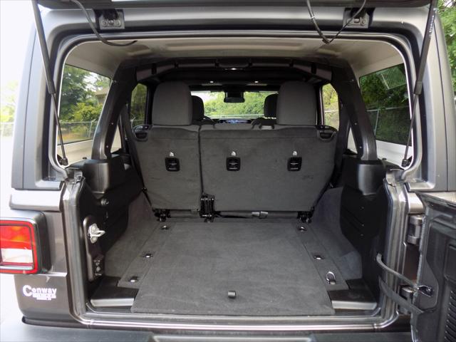 2025 Jeep Wrangler 4-Door Summit 4x4