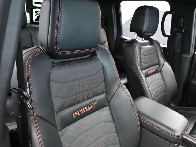 2025 Nissan Frontier Crew Cab PRO-X 4x2