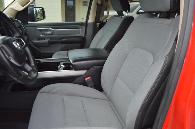 2020 Ram 1500 Big Horn Crew Cab 4x4 5'7" Box