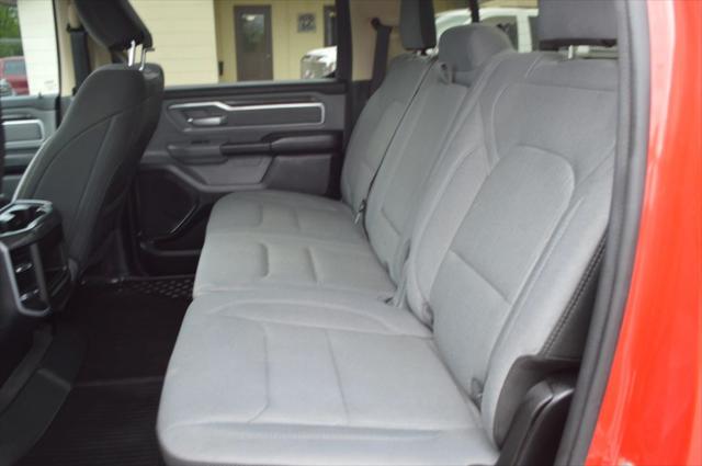 2020 Ram 1500 Big Horn Crew Cab 4x4 5'7" Box