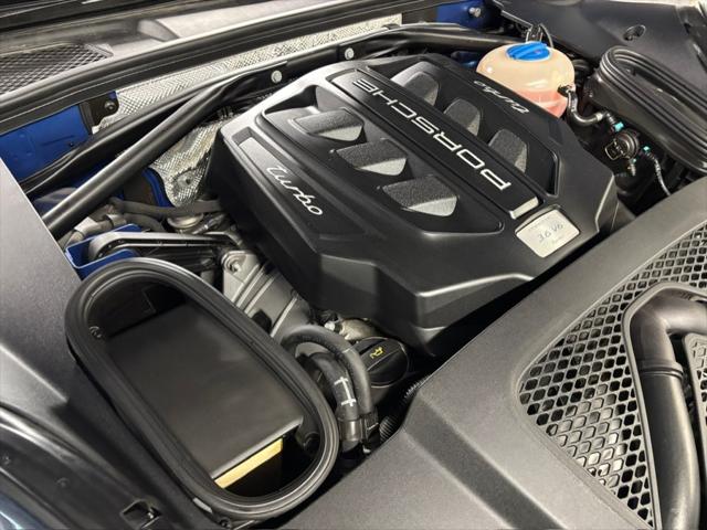 2017 Porsche Macan Turbo