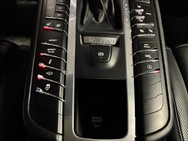 2017 Porsche Macan Turbo