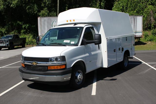 2026 Chevrolet Express Cutaway Work Van