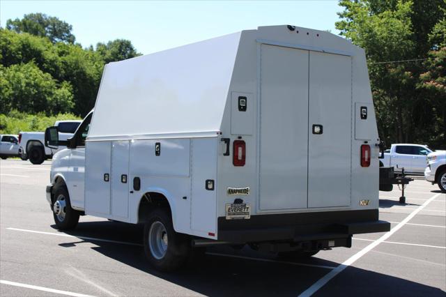 2026 Chevrolet Express Cutaway Work Van