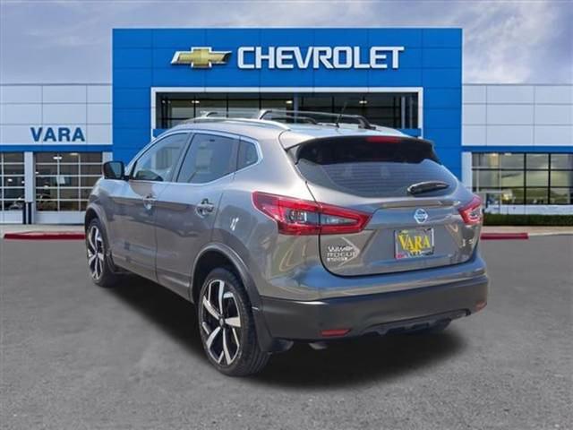 2021 Nissan Rogue Sport SL FWD Xtronic CVT